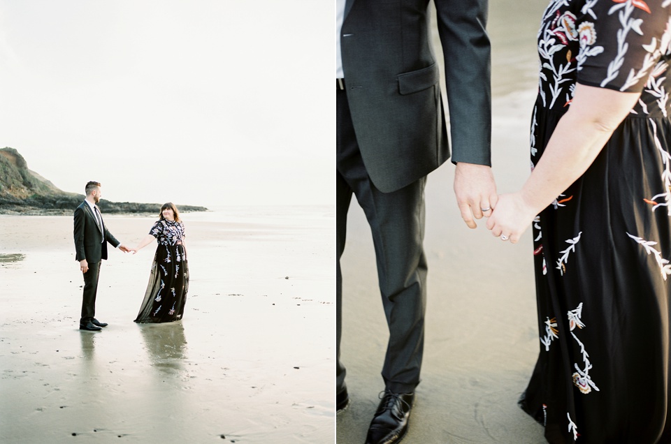 best engagement session locations in oregon, oregon coast couples session